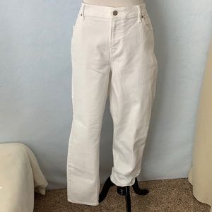 White Semi-Skinny Mid-Rise Jeans - Old Navy Curvy